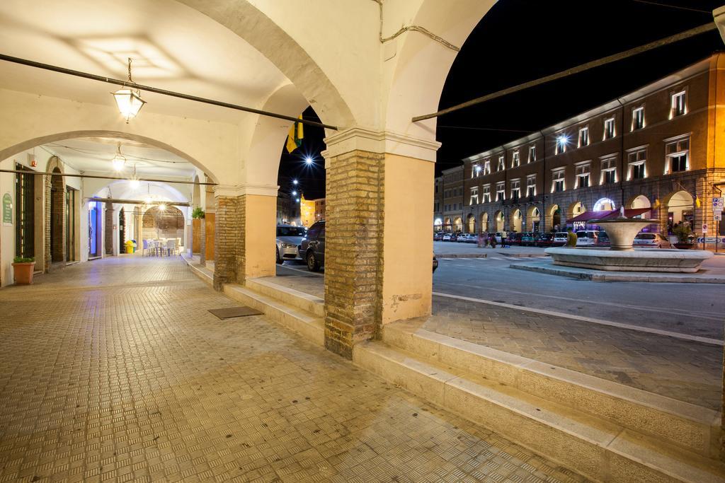 Palazzo Gentili Lägenhet San Severino Marche Exteriör bild