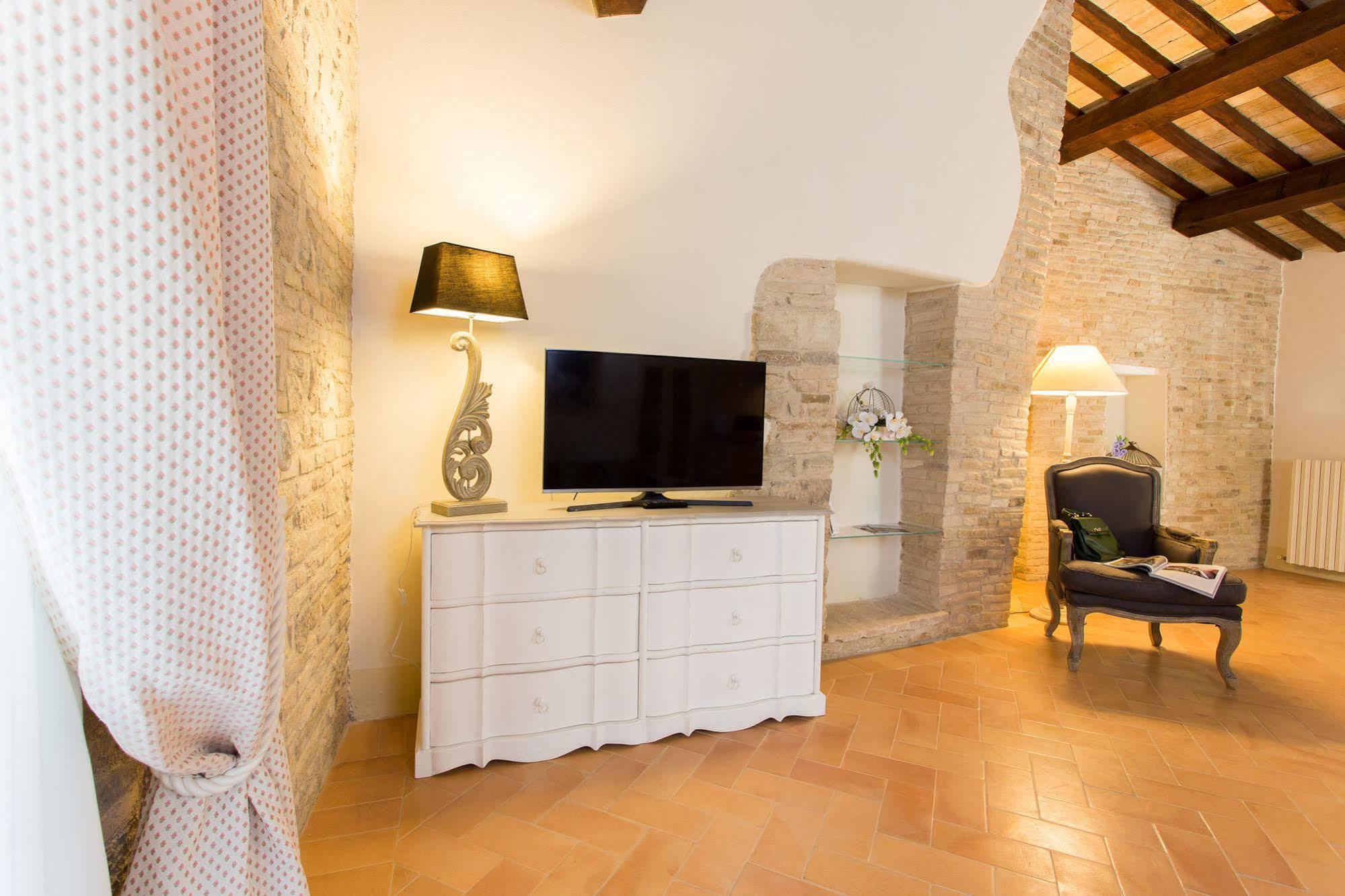 Palazzo Gentili Lägenhet San Severino Marche Exteriör bild